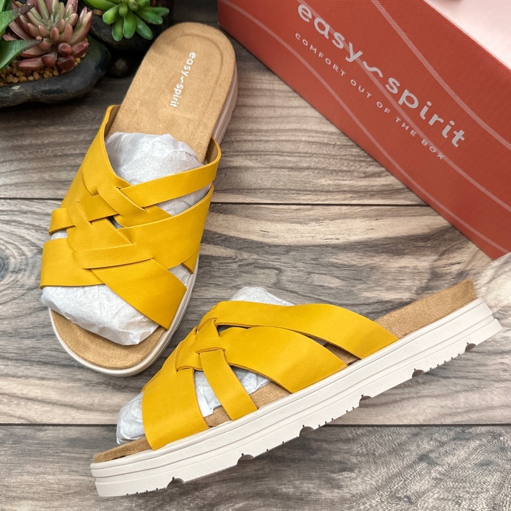 NIB Easy Spirit WIDE Star 3 Woven Strappy Comfort Slide Footbed Sandal Yellow